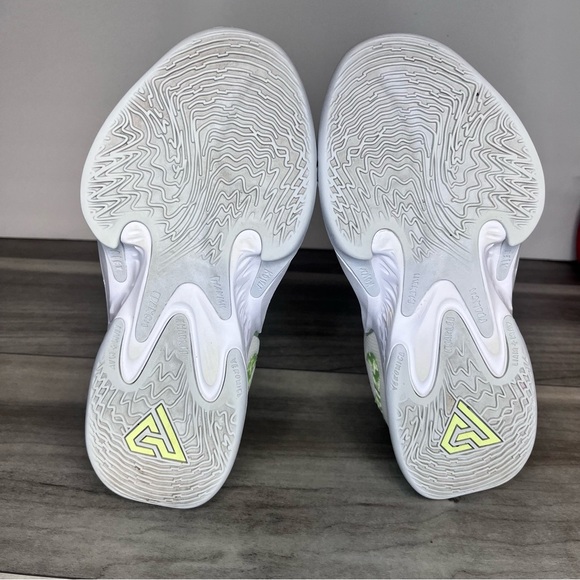 Nike Zoom Freak 4 Greek Coastline Shoes Kids 5Y DQ0553-100 Basketball Hoops - Picture 6 of 8